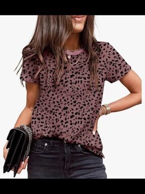 Women’s Dusty Rose Leopard Print Short Sleeve Top